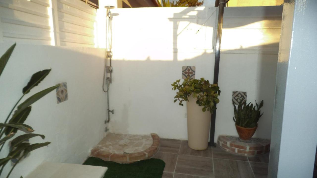 Holiday Rooms Ninfa Avola Esterno foto